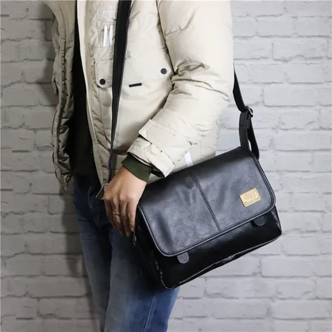 Borsa a Tracolla da Uomo in Pelle PU Vintage Retro Casual Messenger Borsa Moda Lavoro Quotidiano