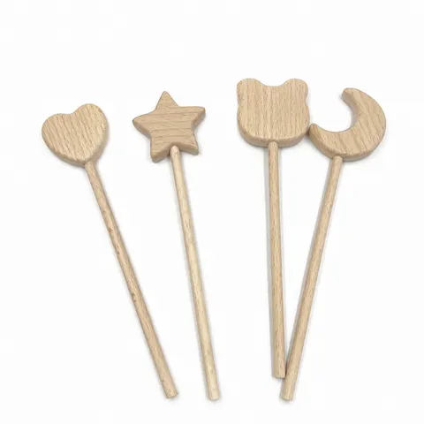 Baguette Magique en Bois de Hêtre Naturel Accessoire Photo Étoile Lune Cœur Tête d'Ours Jouet en Artisanat en Bois Décoration de Maison
