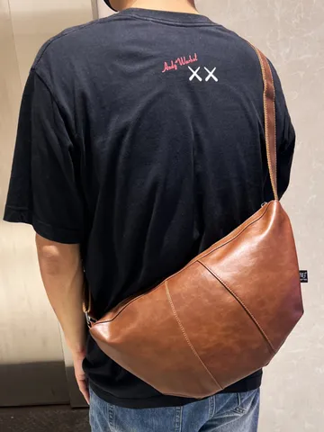 Borsa a Tracolla Casual in Pelle PU da Uomo Borsa Dumpling alla Moda Patchwork Borsa Messaggero Commuter Borsa a Spalla Giapponese
