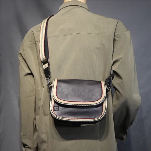 Borsa a Tracolla in Pelle PU Casual da Uomo Borsa a Spalla con Strisce alla Moda Piccola Borsa a Messaggero Vintage Borsa da Lavoro Giornaliera per Uomini