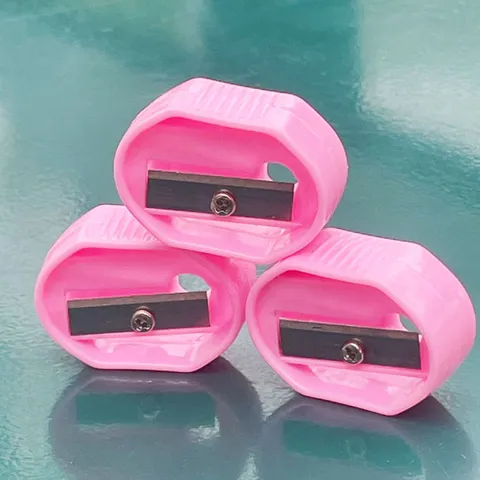 Mini Sacapuntas Ovalado de Plástico Portátil Lindo Color Caramelo Sacapuntas Manuales Para Niños Escuela Oficina Papelería