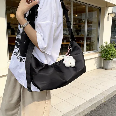 Minimalistischer einfarbiger Nylon Damen Schulter Umhängetasche lässiger vielseitiger täglicher Achsel Hobo Handtasche
