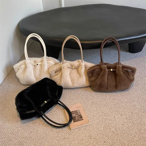 Women Plush Faux Fur Tote Bag Large Capacity Commuter Shoulder Bag Winter Fashion Underarm Handbag Solid Color Soft Bag