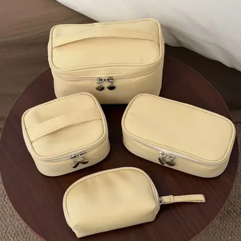 Große Tragbare Reise Kosmetiktasche Multifunktional Wasserdicht Kosmetik Organizer Süßer Herz Reißverschluss Kulturbeutel Für Damen