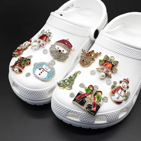 Noël Père Noël Bonhomme de Neige Arbre Cloche Métal Strass Breloques Chaussure Clog DIY Boucle de Chaussure Décorative