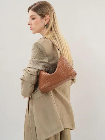 Femmes Cuir Véritable Tissé Sac Axillaire Minimaliste Couleur Unie Sac à Bandoulière Décontracté Sac à Main Mode Utilisation Quotidienne