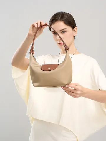 Sac Bandoulière Minimaliste en Tissu Nylon Sac Cabas Décontracté pour Trajet Femmes Imperméable Poignée Supérieure Sac Dumpling
