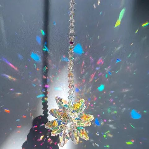Clear Crystal Sun Catcher Hanging Ornament Modern Art Faceted Rainbow Prism Light Catcher Window Garden Car Home Wall Decor