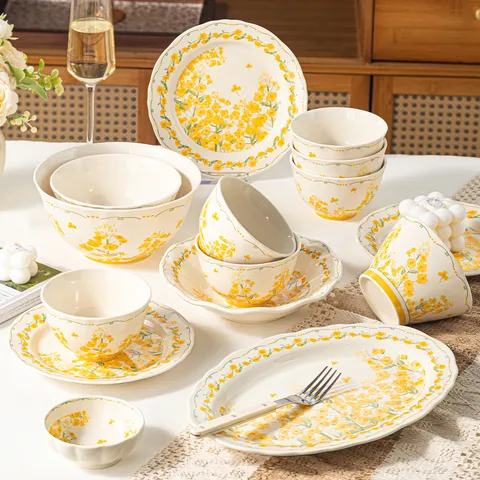 Assiette en Céramique Japonaise Glaçure Jaune Fleur de Colza Assiette Plate Compatible Micro-ondes Vaisselle