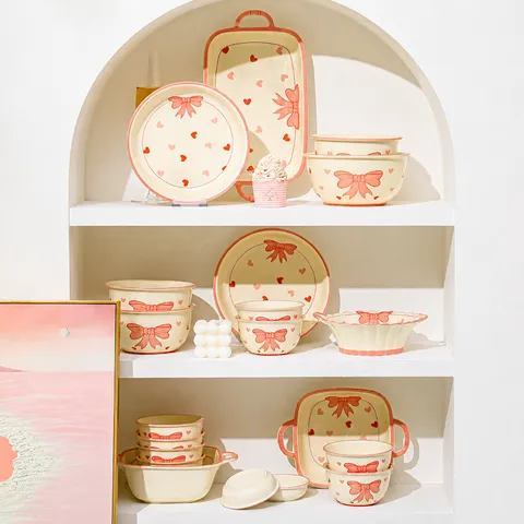 Vaisselle en Céramique Sous Glaçure Style Ins Motif Nœud et Cœur Mignon Bol Assiette Bol à Soupe Salle à Manger Cuisine Boîte Cadeau