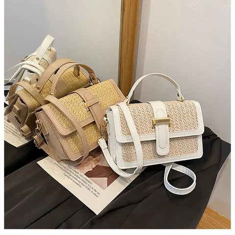 Sac Bandoulière en Paille Tissée pour Femmes Mode Cuir PU Patchwork Rabat Sac à Main Casual Vacances