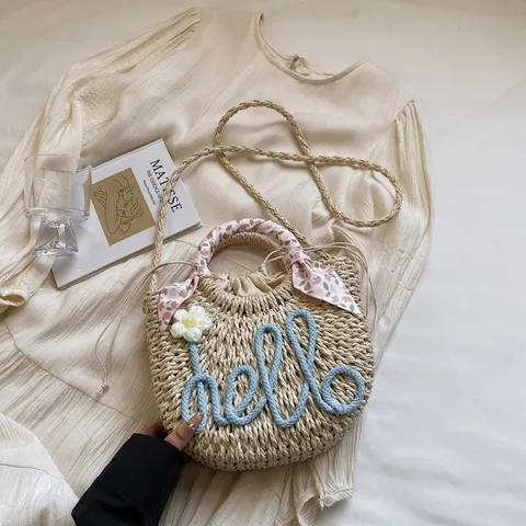 Sac Seau en Paille Tissé à Main pour Femmes Mode Casual Foulard en Soie Cordon de Serrage Sac Bandoulière Vacances Sac à Main