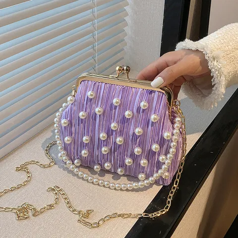 Sac Bandoulière Plissé en Cuir PU pour Femmes Style Doux Fermoir Baiser Sac à Main de Soirée Chaîne en Perle Artificielle