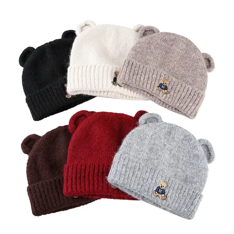 Women Winter Warm Embroidered Bear Knit Beanie Hat Cute Animal Design Acrylic Windproof Thickened Daily Casual Cap