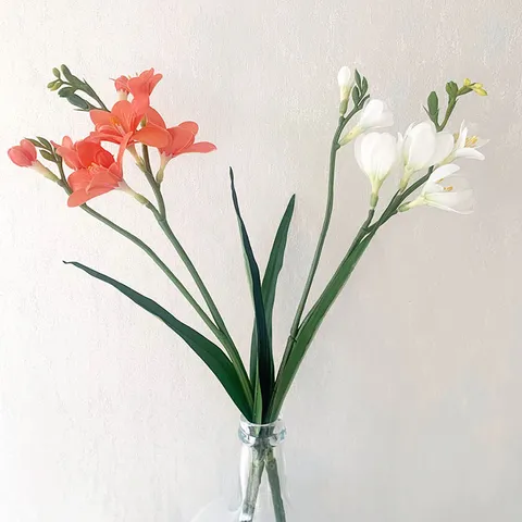 Artificial Freesia Flowers Single Stem Real Touch Plastic Flowers For Home Wedding Table Decor Floral Arrangement Party Supplies