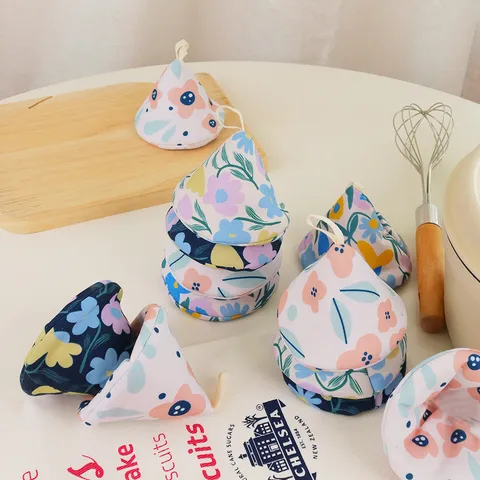 Coperchio per Pentola in Tessuto Stile Pastorale Guanti Isolanti Termici Casseruola Triangolare Custodia Protettiva Stampa Floreale Utensile da Cucina