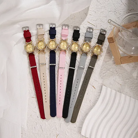 Reloj de Cuarzo de Moda para Mujer Esfera Ovalada de Strass Correa de Lona de Nailon Reloj Casual