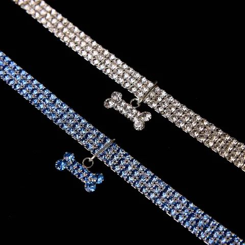 Lussuosa Collana di Strass per Animali Domestici in Lega Intarsiata con Strass Collare per Cani a Doppia Fila Con Ciondolo a Forma di Osso Stile Principessa Collare di Gioielli per Gatti per Accessori di Decorazione di Animali Domestici per Feste