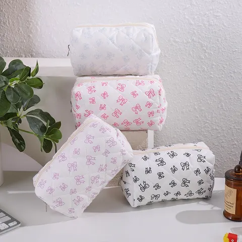 Quilted Bowknot Cosmetic Bag Large Capacity Portable Storage Pouch Makeup Organizer Bag