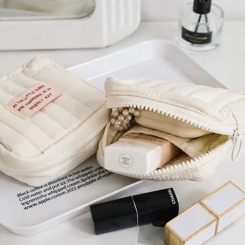 Portable Mini Quilted Cosmetic Bag Minimalist Solid Color Pouch Small Makeup Storage Zipper Toiletry Organizer For Women