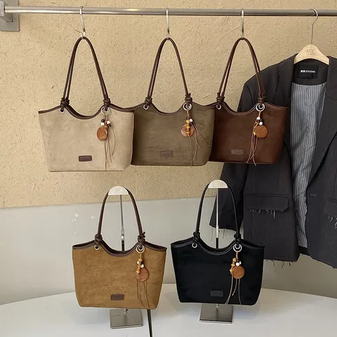 Dames Vintage PU Suède Tote Bag Stedelijk Minimalistisch Patchwork Handtas Met Houten Kralen Kwastje Schoudertas