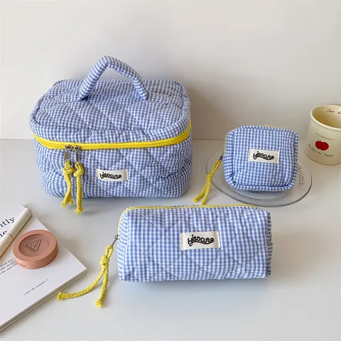 Korean Gingham Quilted Makeup Bag Large Capacity Travel Cosmetic Storage Pouch Portable Handheld Cloth Toiletry Bag For Women