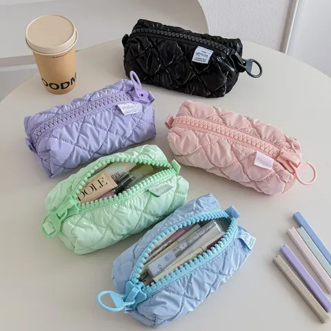 Solid Color Quilted Cosmetic Bag Large Capacity Travel Portable Makeup Pouch Waterproof Toiletry Organizer For Women