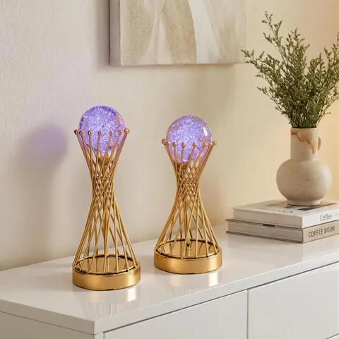 Arte in Ferro di Lusso Leggero Nordico Sfera di Cristallo Luminosa Ornamento Decorativo Soggiorno Portico Scrivania Decorazione Luce LED