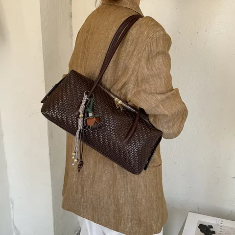Women Woven Texture Shoulder Bag Large Capacity PU Leather Retro Bowling Bag Underarm Handbag With Charm Fashion Versatile Commute Top Handle Bag