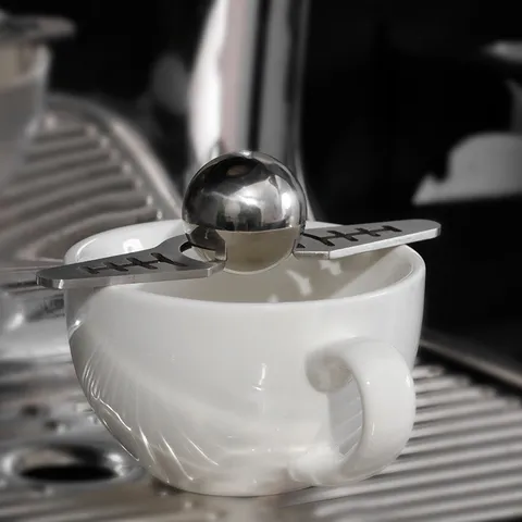 Stainless Steel Coffee Ice Ball Set With Pour Over Holder Metal Chill Ball For Espresso Aroma Preserving Kitchen Tool