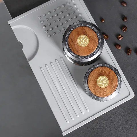 Silicone Coffee Tamper Mat Corner Espresso Tamping Mat Non-Slip Barista Coffee Station Pad Kitchen Coffee Maker Accessories