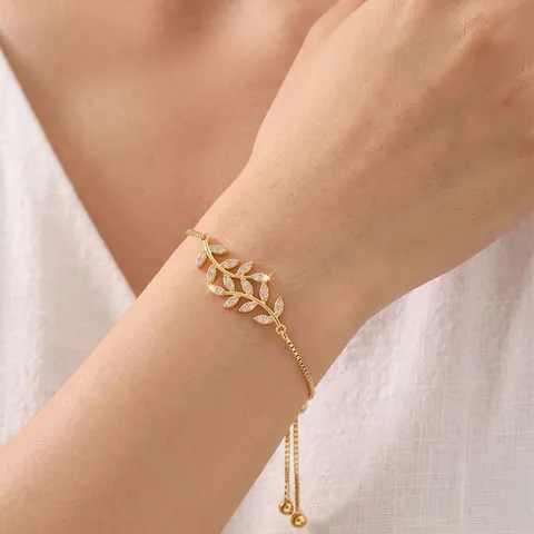 Lussuoso Braccialetto Regolabile in Zirconia Foglia d'Oro per Donna Elegante Gioielli Catena a Mano con Strass a Forma di Foglia Regalo