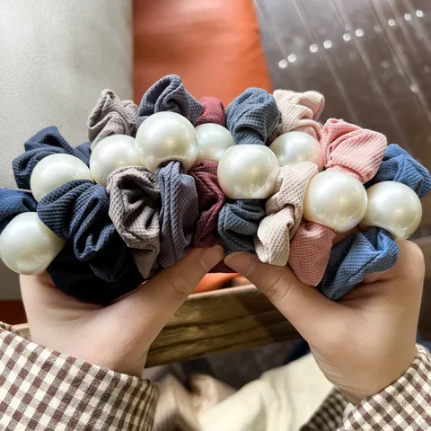 Elegant Pearl Hair Scrunchies For Women Pleated Fabric Elastic Hair Ties Fashion Ponytail Holder Hair Accessories
