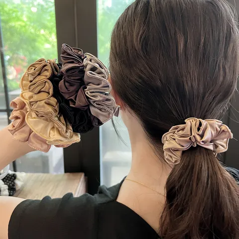 Minimalist Satin Hair Scrunchie For Women Solid Color Pleated Elastic Hair Tie Ponytail Holder Fashion Hair Accessories