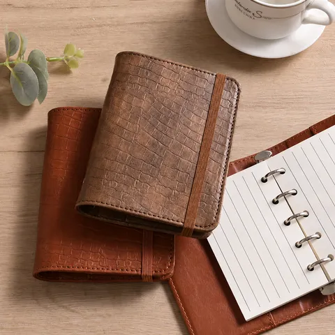 Mini Carnet à Anneaux en Cuir PU Journal de Poche Portable Agenda avec Pages Intérieures de Rechange Fournitures de Bureau et d'École