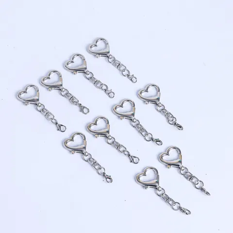 Portachiavi con Cuore Semplice DIY Gioielli Fatti a Mano Accessorio Catena Appendibili Borsa Lega di Zinco Moschettone Stile Moda