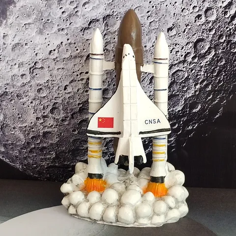 Space Shuttle Resin Ornament Astronaut Rocket Model Desktop Decor Creative Science Space Toy Home Office Decoration