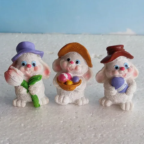 Easter Rabbit Resin Figurine Cute Bunny Statue Micro Landscape Succulent Plant Flower Pot Decor Desktop Ornament Gift