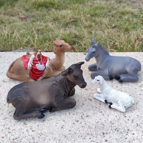 Religious Nativity Animal Manger Set Resin Handicrafts Ornaments Camel Donkey Ox Sheep Four Piece Set For Home Decor