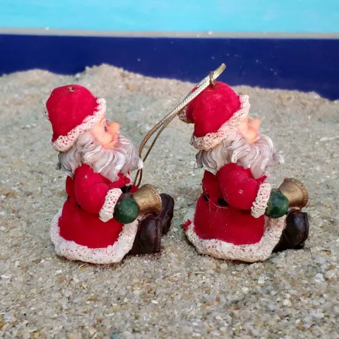 Christmas Santa Claus Resin Ornament Micro Landscape Figurine Hand Painted Cute Desktop Holiday Home Decoration Gift