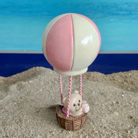 Resin Hot Air Balloon Little Bear Figurine Miniature Ornament Sand Table Toy Accessory European Style Home Decor