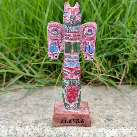 Synthetic Resin Totem Model Ornament Hand Painted Chinese Style Desktop Decor