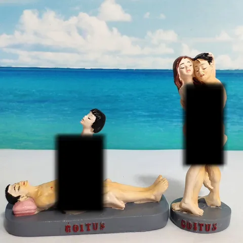 Creative Resin Human Art Couple Figurine Miniature Desktop Ornament Home Decor Creative Craft Art Sculpture
