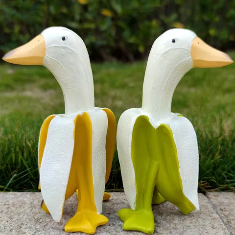 Creative Banana Duck Resin Figurine Cute Cartoon Animal Desktop Ornament Home Decor Gift
