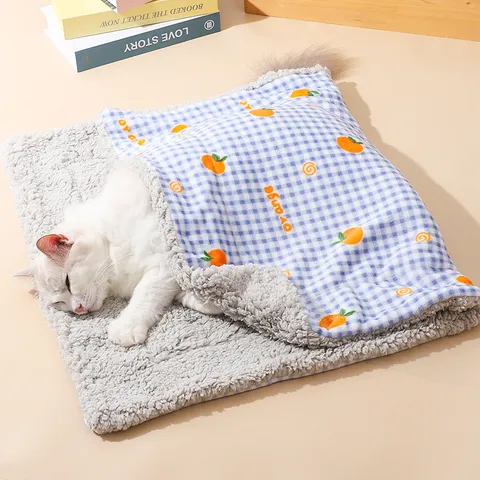 Warm Pet Cat Sleeping Mat Soft Plush Fleece Dog Bed Cute Cartoon Print Cushion Winter Thermal Pet Supplies For Cats