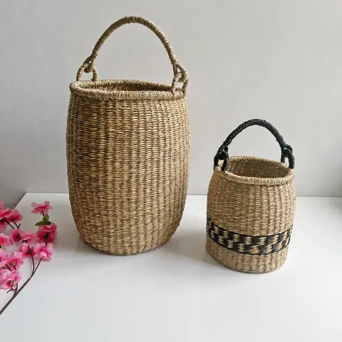 Vietnamese Handcrafted Woven Seagrass Storage Basket Natural Straw Bucket Basket With Handle For Home Organization And Picnic
