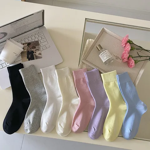 Women Casual Cotton Mid-Tube Socks Solid Color Fine Striped Fashion Crew Socks Spring Summer Breathable Daily Wear Hosiery