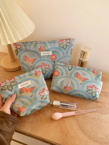 Large Capacity Cosmetic Bag Vintage Crane Butterfly Pattern Portable Travel Makeup Pouch Toiletry Organizer Bag for Women