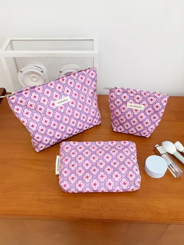 Women Large Capacity Portable Cosmetic Bag Pink Clover Floral Jacquard Makeup Pouch Travel Storage Organizer Bag