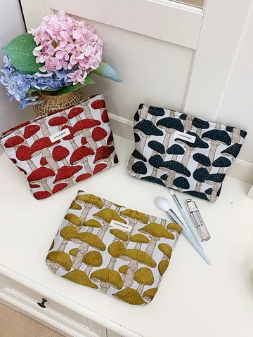 Portable Canvas Cosmetic Bag Ramie Cotton Linen Plant Embroidery Toiletry Storage Bag Large Capacity Makeup Bag